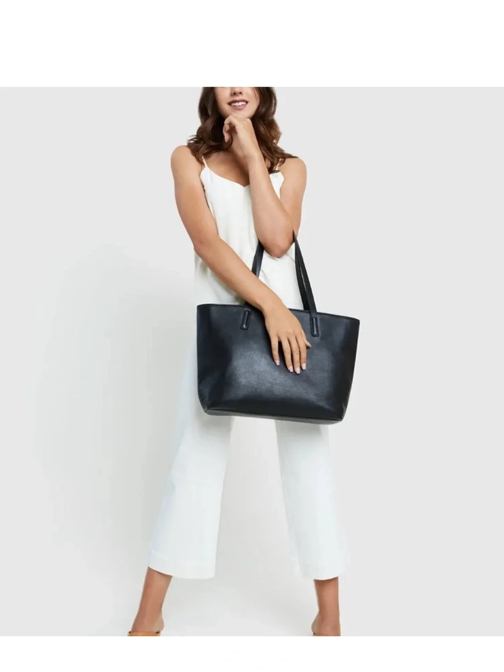 Quince New Classic Black Leather Tote Bag